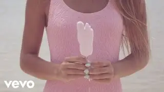 Carlos Sadness - Bikini