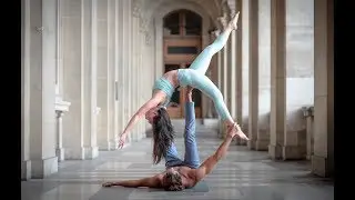 Slash / Art | Acro Contact Tour | Acroyoga | Mehdi & C&eacute;line