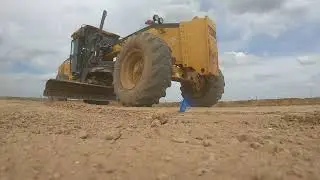 Cortando trompos! John Deere 770