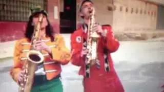 Mucca Pazza: Saxual