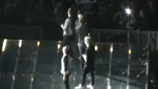 One Direction - One Way Or Another part 2 - O2 Arena April 1st 2013