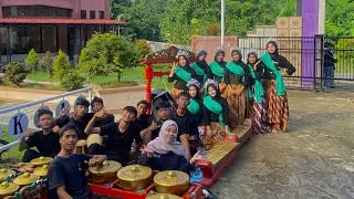 Tari dan Gamelan Penyambutan Team Penilaian Kepala Sekolah (Tari Badaya)