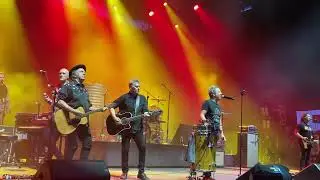 Midnight Oil - Kosciusko - 14 juillet 2022 - Lyon Fourvière