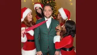 All I want for Christmas is a thick ass ho