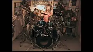 Drum kit solo