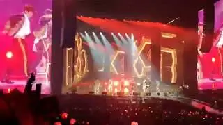 180921 BTS Love Yourself World Tour in Hamilton - Intro + Idol