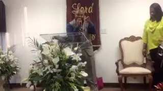 Pastor Melvin Lyons Preaching 