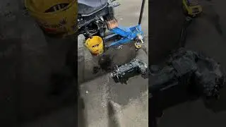 The front axle on Solis 26 was dismantled.