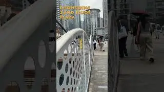 Chongqing&rsquo;s 22nd-Floor Plaza Ground Level Illusion in a Vertical City