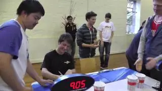 Rubik's cube one handed former world record - 9.05 seconds