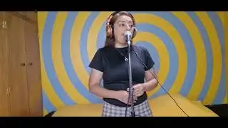 Canci&oacute;n: Sal de mi vida. Interpretaci&oacute;n por Lul&uacute; Romero Rico en transmisi&oacute;n en vivo del 22/11/2025.