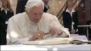Pope in Germany. Cathedral of Freiburg, September 24, 2011