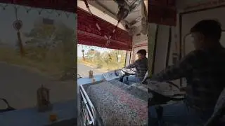 Turn Check Karo Gumahav Me #viralvideo #babosa #rajasthani #bus #driver #shorts #trending #viral .