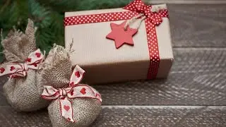 COVID Christmas communities: Residents & charities help those struggling through the festive season