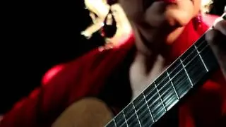Berta Rojas plays 