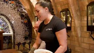 La Sobretaula descobreix amb la cantant Gisela els trets identitaris de la gastronomia de Masquefa