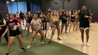 ESCOLHE O BANDIDO- COREOGRAFIA Mc myres- Mc CH da ZO- Danada do Recife- Eoo Kendy