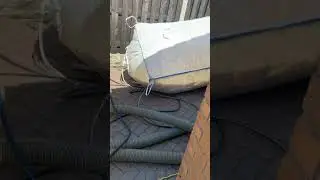 Extracting cavity wall insulation using a cavityvac extraction machine
