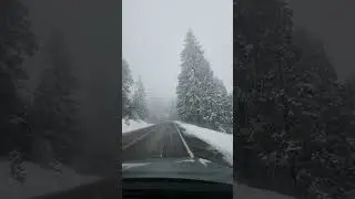   Snowfall  live ! Medford California 