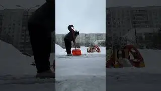 Грелась расчисткой снега в саду 😍