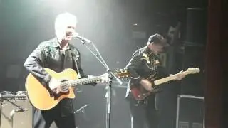 TCB Band  Show Elvis Presley  - All Shook Up