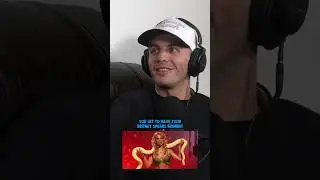 Впервые держу в руках больших змей 😂🐍