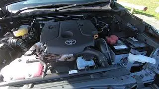 Моторный отсек Toyota Hilux 2019 года