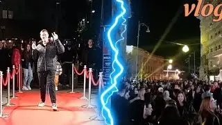 Mii de oameni pe Calea Victoriei pentru un FESTIVAL cu LUMINI!