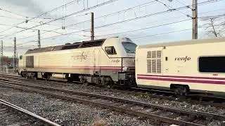 LOCOMOTORA 334.025 DE RENFE + TALGO POR ARANJUEZ 