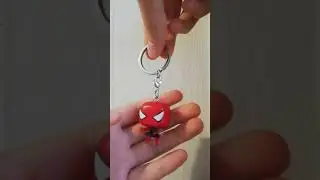 Quick Look at Friendly Neighborhood Spider-Man Pocket POP! Keychain #funkopop #makeraimispiderman4