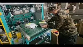 Follow our perspective watch our factory packaging video!#catlitter  #cat #bestpetsupplies #pets