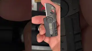 Spyderco Dogtag Carbon Fiber