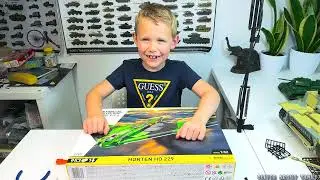 Самолеты из LEGO: Оливер собирает Horten Ho 229 - немецкий реактивный истребитель-летащее крыло WW2