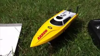 Радиоуправляемая лодка. Pilotage Arrow 25