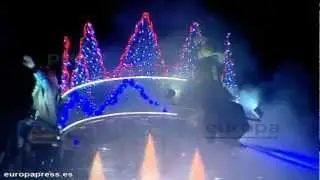 Los Reyes Magos sobrevuelan Torrejón de Ardoz con magia
