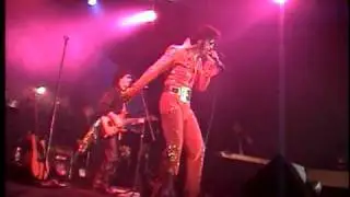 Hector Ortiz es ELVIS Sweet Caroline