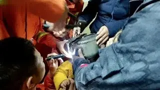 Hapless Toddler Gets Head Stuck in Kettle in Central China