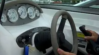 Экскурсия по Four Winns 190 Horizon 2007 года, обзор двигателя и ходовые испытания.mp4