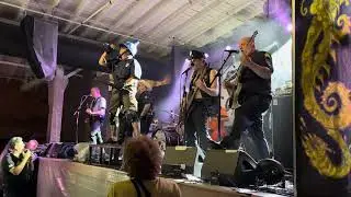 X-Cops