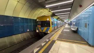 Metro Comeng Arriving & Departing Parliament Station to Sunbury