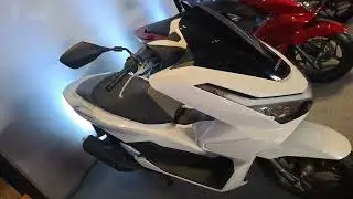 2025 Honda PCX 160i Standard in Pearl White #allnewpcx160 #2025Pcx160i #Pcx160i2025 #2025HondaPcx