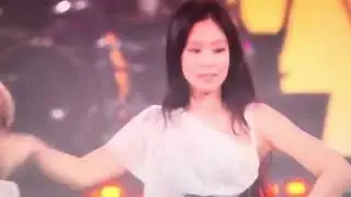 Blackpink concert performing whistle performance on stage live
