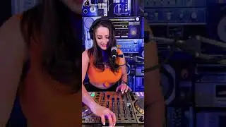 #deejay #carolina #merenguemix merengue clacico #megamix #dj #carolina #envivo #bachata
