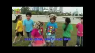 Mat Yoyo Webisode 19 - Safety At Home (English)