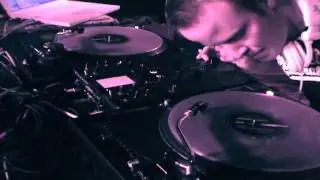 Skratch Bastid - Out Here Grindin' - Live  110% Routine