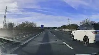 Видеорегистратор для поездки из Ньюпорта в Кардифф-Гейт и обратно по трассе M4 (3-кратное огранич...