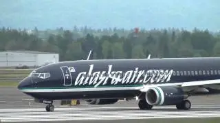 Alaskaair.com (Alaska Airlines) N548AS 737-800 Takeoff Portland Airport (PDX)