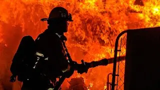 *Early Arrival* LAFD Fully Involved Detached Garage Fire (Hollywood)