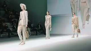 Estella Brons for Emporio Armani SS 2022 Milan Fashion Week september 23, 2021.