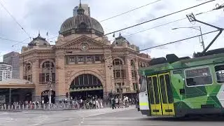 FLINDERS STREET STATION Melbourne Australia 2023